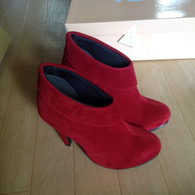 可愛い♡レッドブーティ. レディースの靴/シューズ(ブーツ)の商品写真