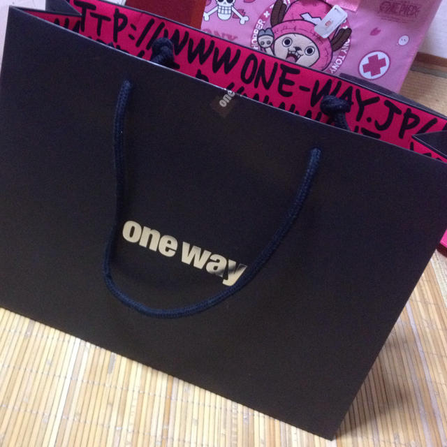 one*way(ワンウェイ)のone way* ショッパー 値下げ レディースのバッグ(ショップ袋)の商品写真