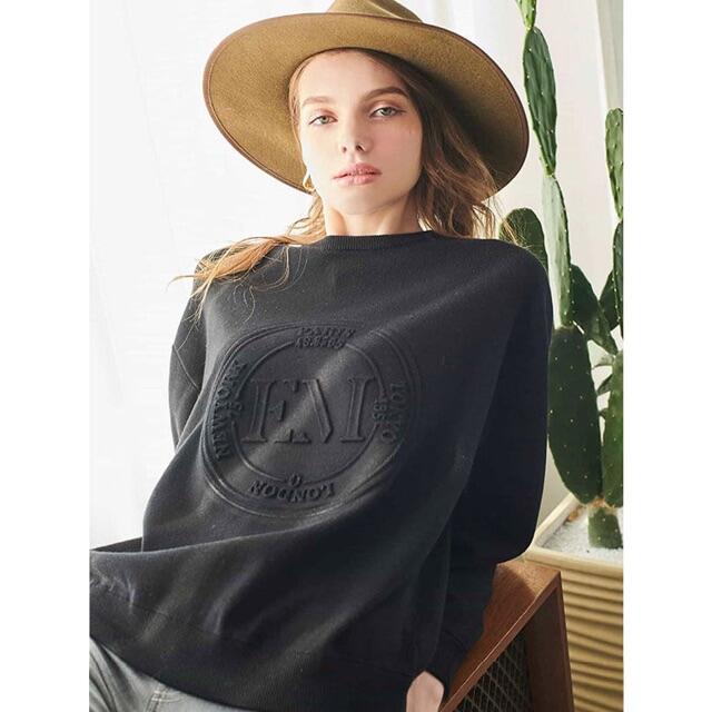 eimy istoire - eimy istoire UNISEX EM monogram エンボスニットプ