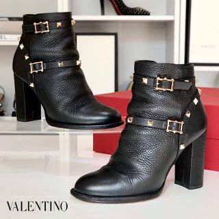 ヴァレンティノ(VALENTINO)の3395 ヴァレンティノ ロックスタッズ レザー ショートブーツ ブラック(ブーツ)