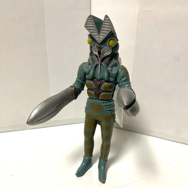 バンダイ/ウルトラ怪獣 バルタン星人 タグ付き軟質ソフビ ゴジラ怪獣の