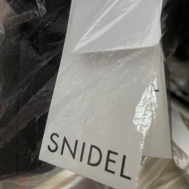 SNIDEL(スナイデル)のsnidel スリーブボリュームショートコート DBRW レディースのジャケット/アウター(ピーコート)の商品写真