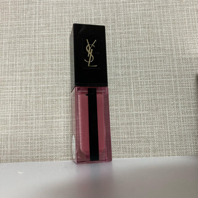 Yves Saint Laurent Beaute(イヴサンローランボーテ)のysl リップ　606 コスメ/美容のベースメイク/化粧品(口紅)の商品写真