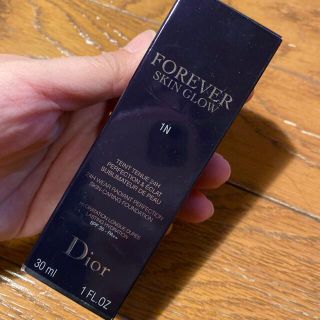 ディオール(Dior)のDior フォーエヴァーフルイドグロウ　1N(ファンデーション)