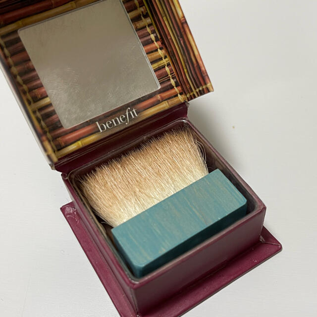 laura mercier(ローラメルシエ)のHOOLA benefit ブロンザー ※ミニサイズ コスメ/美容のベースメイク/化粧品(フェイスカラー)の商品写真