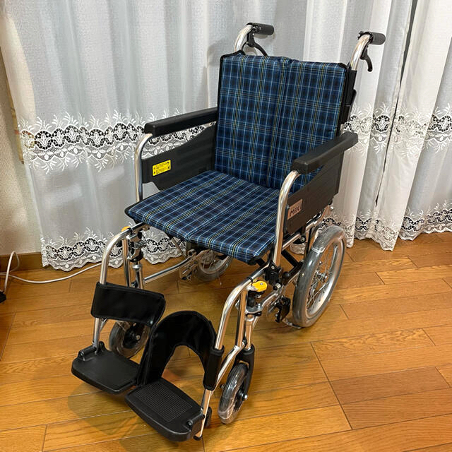 ♿️介助式 自立リハビリ訓練に最適 とても使いやすく便利な多機能タイプ 車椅子 その他のその他(その他)の商品写真