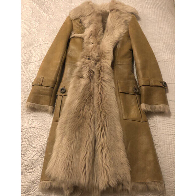 ☆お買い得☆ 美品 カールドノヒュー 羊革/リアルムートン/トレンチ風コート ☆お買い得☆ 美品 カールドノヒュー 羊革/リアルムートン/トレンチ風コート