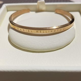 ダニエルウェリントン(Daniel Wellington)のきい様専用☆Daniel Wellington バングル(ブレスレット/バングル)