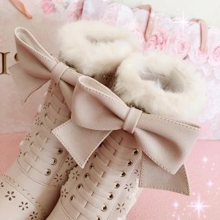☆リズリサLIZLISA☆リボン付き☆編み上げショートブーツ☆ピンク新品