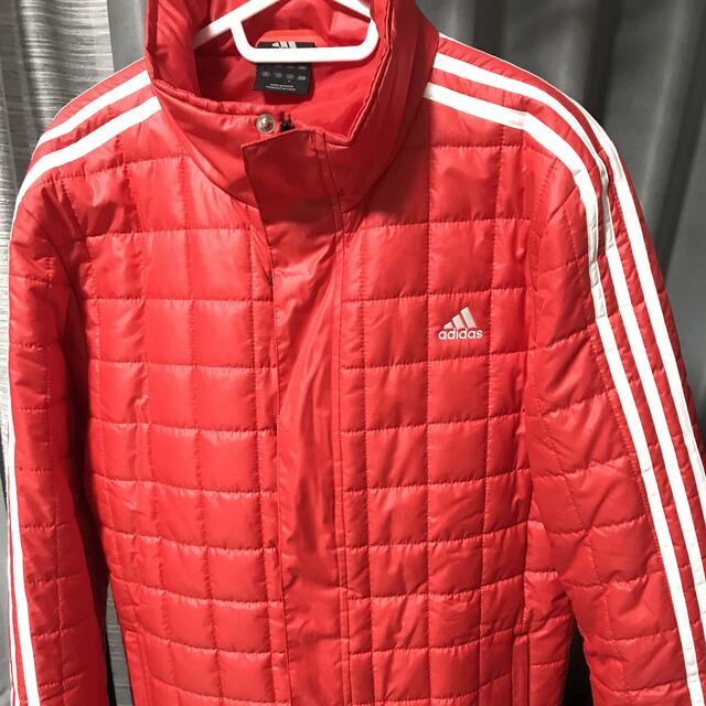 adidas(アディダス)のadidas ダウンジャケット 赤  メンズのジャケット/アウター(ダウンジャケット)の商品写真