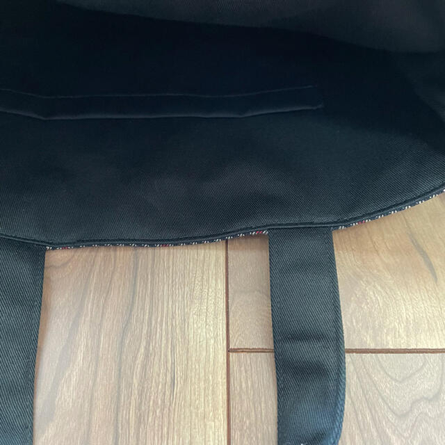 ハンドメイド　♡ フリルバッグ　フリフリトート   フリル巾着 ハンドメイドのファッション小物(バッグ)の商品写真