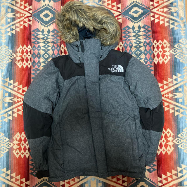 THE NORTH FACE(ザノースフェイス)の ノベルティポーラージャケット グレー ノースフェイス S size メンズのジャケット/アウター(ダウンジャケット)の商品写真