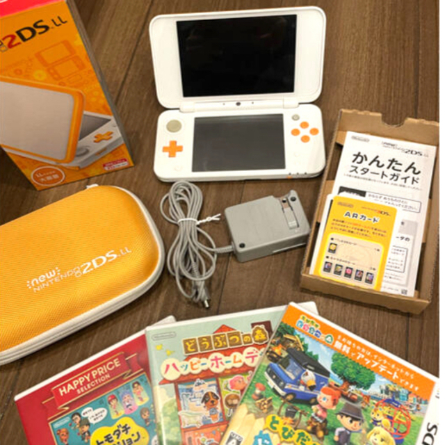 NEW ニンテンドー 2DS LL 本体+ソフト3本+充電器+ハードケース