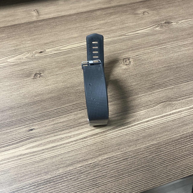 fitbit charge2 フィットビット スポーツ/アウトドアのトレーニング/エクササイズ(トレーニング用品)の商品写真