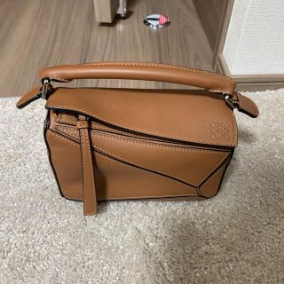 ロエベ(LOEWE)のロエベ LOEWE パズル PUZZLE MINI BAG TAN(ショルダーバッグ)