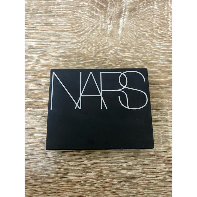 NARS(ナーズ)の限定完売 NARS アイシャドウ  パレット 1193 コスメ/美容のベースメイク/化粧品(アイシャドウ)の商品写真