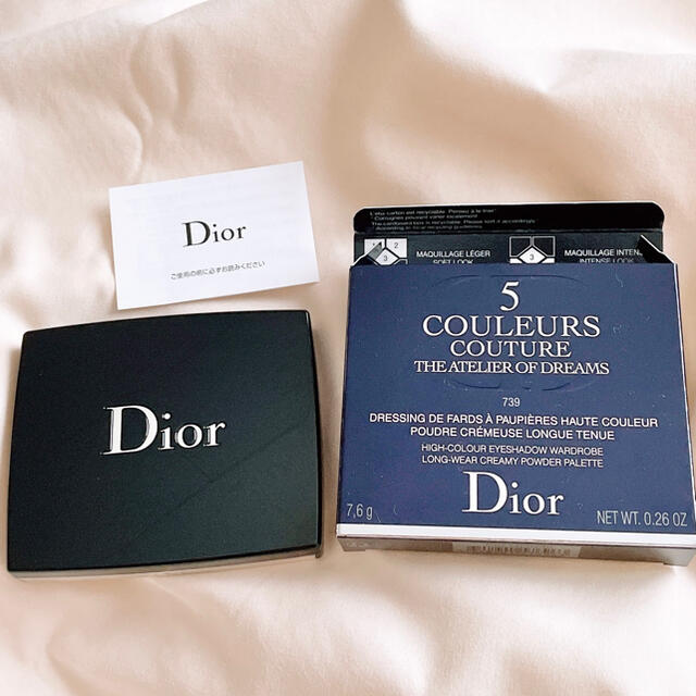 Dior(ディオール)の限定お値下げ中☆1度のみ使用【USED】Dior サンククルールクチュール739 コスメ/美容のベースメイク/化粧品(アイシャドウ)の商品写真