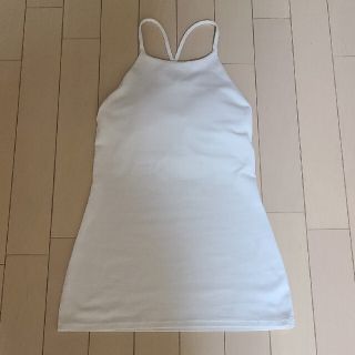 ルルレモン(lululemon)のルルレモン　Yブラトップ(ヨガ)