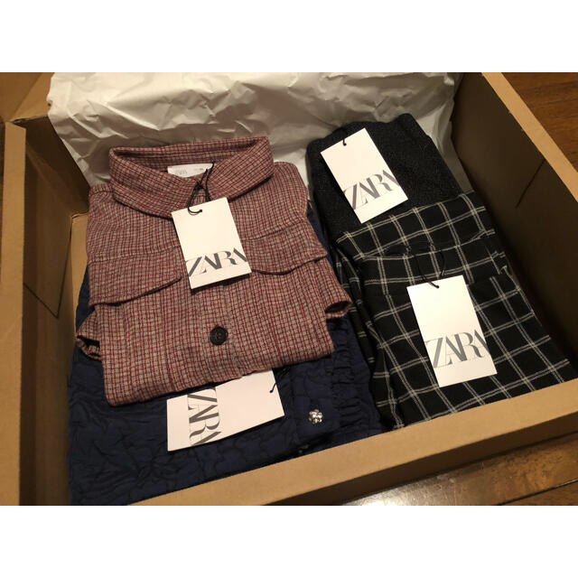 ZARA(ザラ)のZARA140新品タグ付きまとめ売り4点セットワンピーススカートレギンス キッズ/ベビー/マタニティのキッズ服女の子用(90cm~)(ワンピース)の商品写真