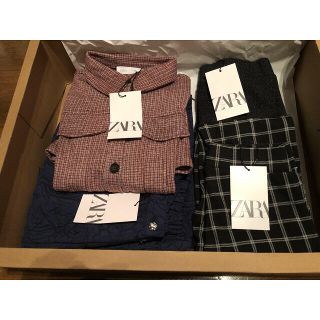 ZARA(ザラ)のZARA140新品タグ付きまとめ売り4点セットワンピーススカートレギンス キッズ/ベビー/マタニティのキッズ服女の子用(90cm~)(ワンピース)の商品写真