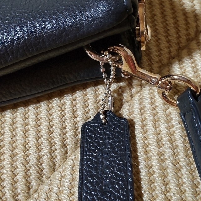 COACH(コーチ)のコーチショルダーバックrara様専用 レディースのバッグ(ショルダーバッグ)の商品写真