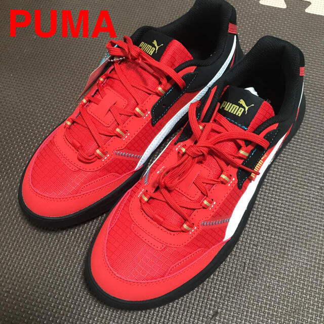 PUMA(プーマ)のPUMA DCフューチャー　RED 27cm 新品未使用品　箱なし メンズの靴/シューズ(スニーカー)の商品写真