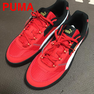 プーマ(PUMA)のPUMA DCフューチャー　RED 27cm 新品未使用品　箱なし(スニーカー)