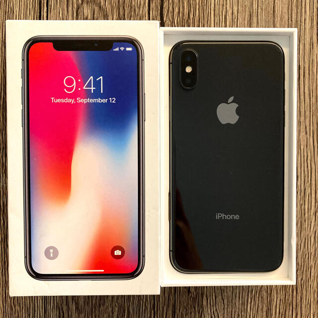 iPhone X Space Gray 256 GB au