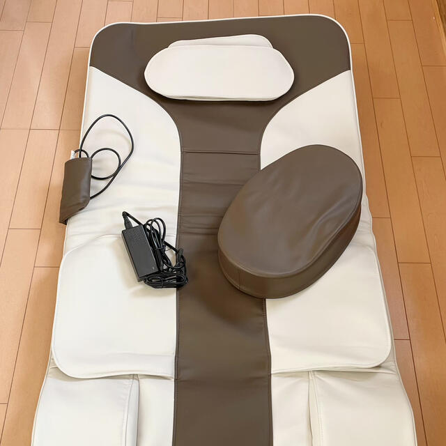 【ミル♡様専用】エアストレスマット ゴロンネルプラス 健康 リラックス スマホ/家電/カメラの美容/健康(マッサージ機)の商品写真