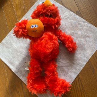 セサミストリート(SESAME STREET)のエルモ　セサミストリート　ぬいぐるみフルーツ(キャラクターグッズ)