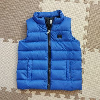 アルマーニ ジュニア(ARMANI JUNIOR)のアルマーニジュニア　ダウン　ベスト(ジャケット/上着)