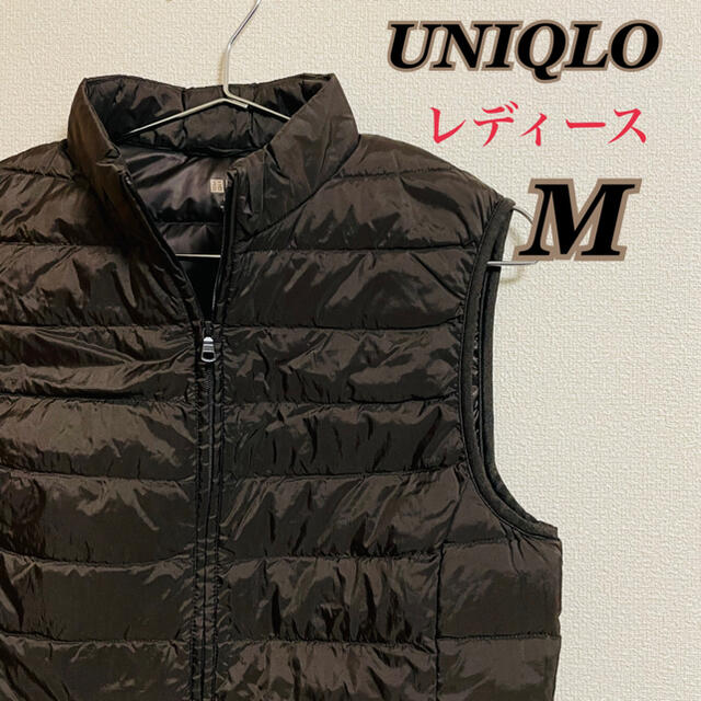 UNIQLO(ユニクロ)の超オススメ　美品  UNIQLO（ユニクロ）ダウンベスト　レディース　カーキ レディースのジャケット/アウター(ダウンベスト)の商品写真