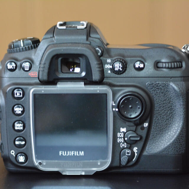 富士フイルム(フジフイルム)のFUJI s5pro スマホ/家電/カメラのカメラ(デジタル一眼)の商品写真