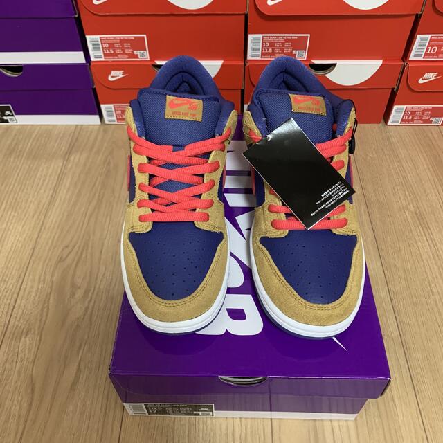 NIKE(ナイキ)のNIKE SB DUNK LOW  WHEAT AND PURPLE 28.5 メンズの靴/シューズ(スニーカー)の商品写真