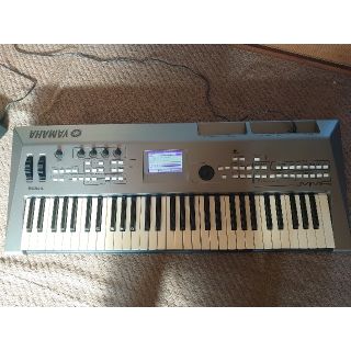 ヤマハ(ヤマハ)のYAMAHAシンセサイザーMM6(キーボード/シンセサイザー)