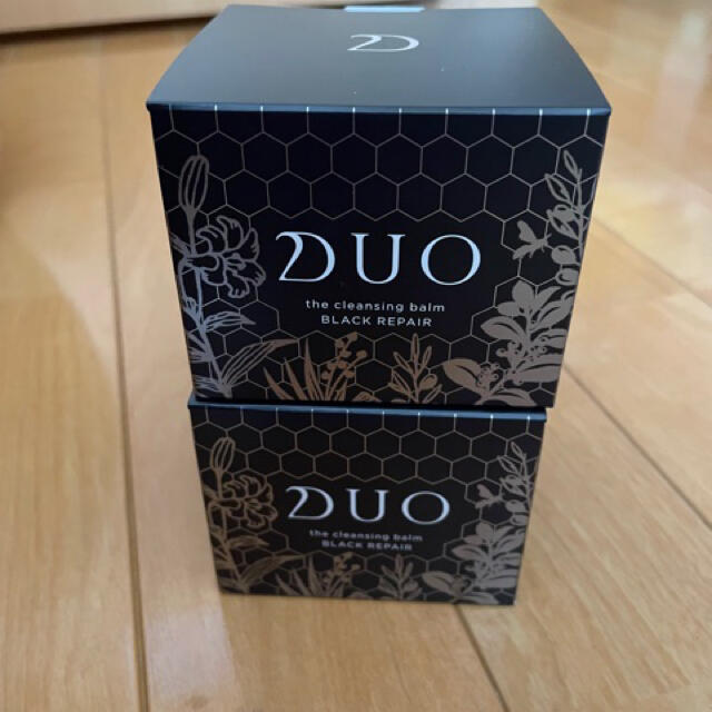 DUO クレンジングバームブラック100g×2個 コスメ/美容のスキンケア/基礎化粧品(クレンジング/メイク落とし)の商品写真