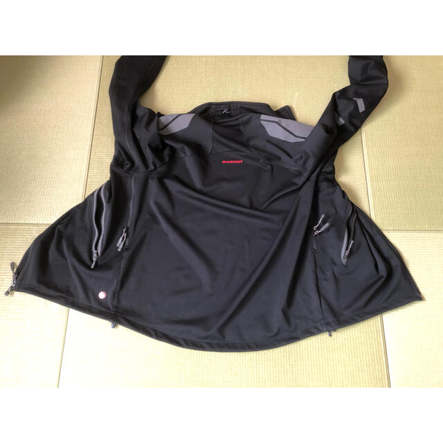 Mammut(マムート)のマムート Ultimate advanced Jacket sizeXL 黒 メンズのジャケット/アウター(マウンテンパーカー)の商品写真