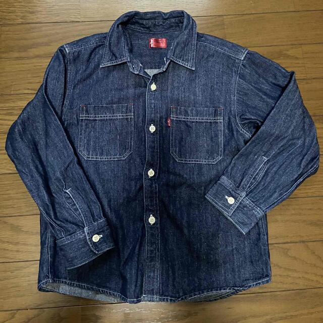 Levi's(リーバイス)のLevi's リーバイス デニムシャツ　130サイズ キッズ/ベビー/マタニティのキッズ服男の子用(90cm~)(その他)の商品写真