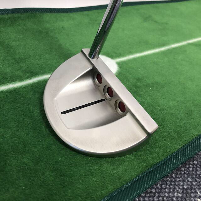 Scotty Cameron(スコッティキャメロン)の美品スコッティキャメロン パター　カバー付　golo5 34インチ スポーツ/アウトドアのゴルフ(クラブ)の商品写真