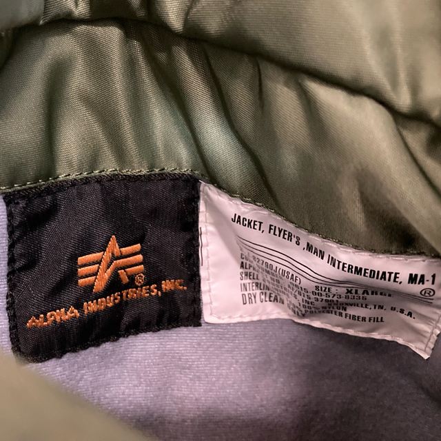 ALPHA INDUSTRIES(アルファインダストリーズ)のアルファインダストリーズ　MA-1 メンズのジャケット/アウター(フライトジャケット)の商品写真