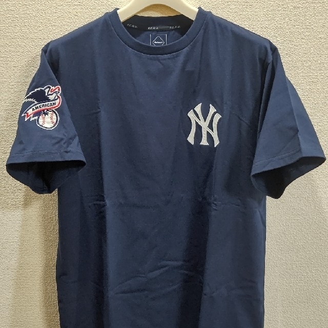 【新品未使用】FCRB×MLBヤンキースTシャツXLサイズ