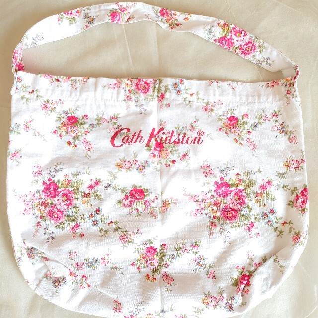 Cath Kidston(キャスキッドソン)のキャス・キッドソン☆布バック レディースのバッグ(トートバッグ)の商品写真