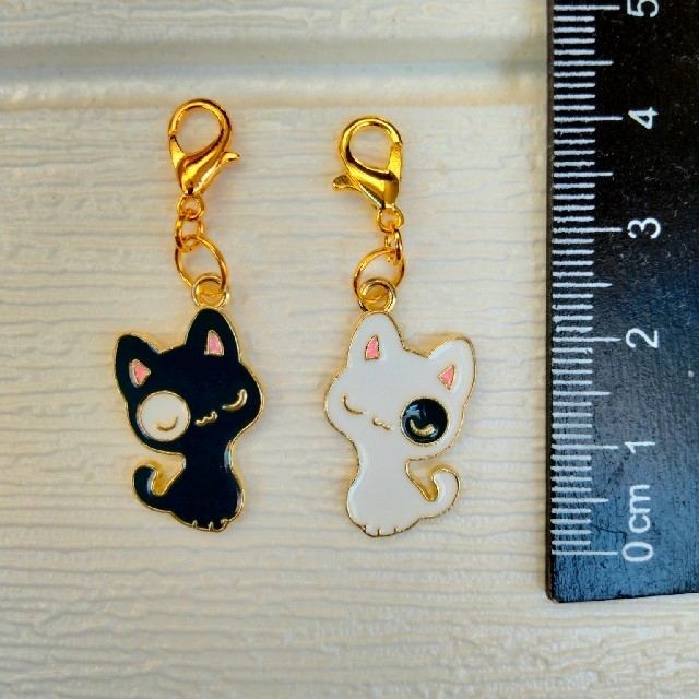 マスクチャーム ネコ☆69☆ 猫ファスナーチャーム　同梱200円引き☆ ハンドメイドのアクセサリー(チャーム)の商品写真