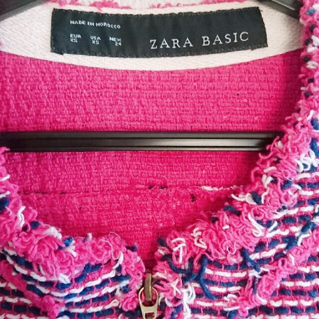 ZARA(ザラ)のZARA BASIC ツイードジャケット レディースのジャケット/アウター(ノーカラージャケット)の商品写真