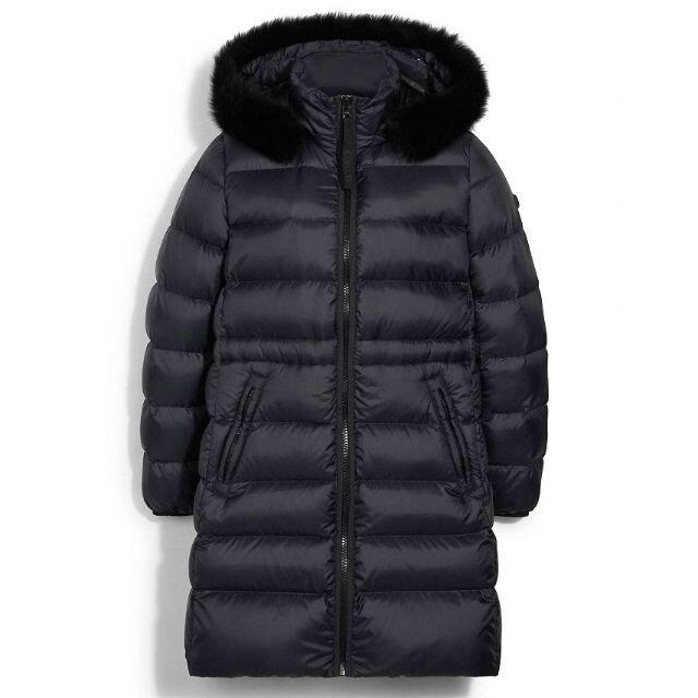 COACH シグネチャー柄裏地 ダウン 1度短時間使用 黒色 COACH シグネチャー柄裏地 ダウン 1度短時間使用 黒色