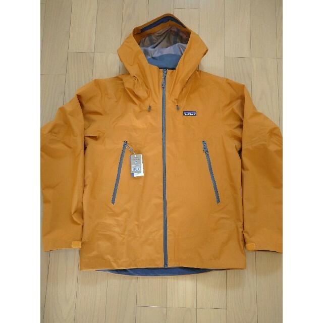 新品未使用　patagonia　パタゴニア　クラウドリッジジャケット　M