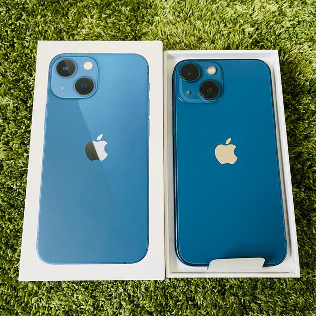 Apple(アップル)の【最終値下げ】iPhone 13 mini  Blue 本体 スマホ/家電/カメラのスマートフォン/携帯電話(スマートフォン本体)の商品写真