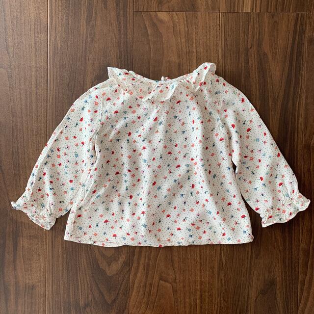 ZARA KIDS(ザラキッズ)のZARA ベビー　ブラウス　トップス　12-18 86 花柄　難あり キッズ/ベビー/マタニティのベビー服(~85cm)(シャツ/カットソー)の商品写真