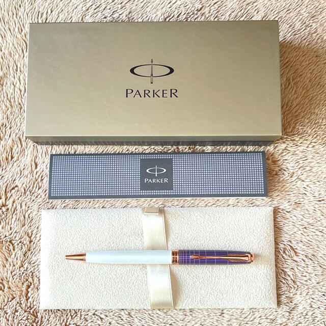 Parker(パーカー)のPARKER ソネット パープル シズレ ボールペン ゴールド SONET インテリア/住まい/日用品の文房具(ペン/マーカー)の商品写真