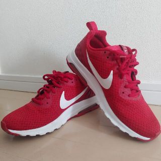 ナイキ(NIKE)のNIKE　エアマックスモーションlw　25.5cm(スニーカー)